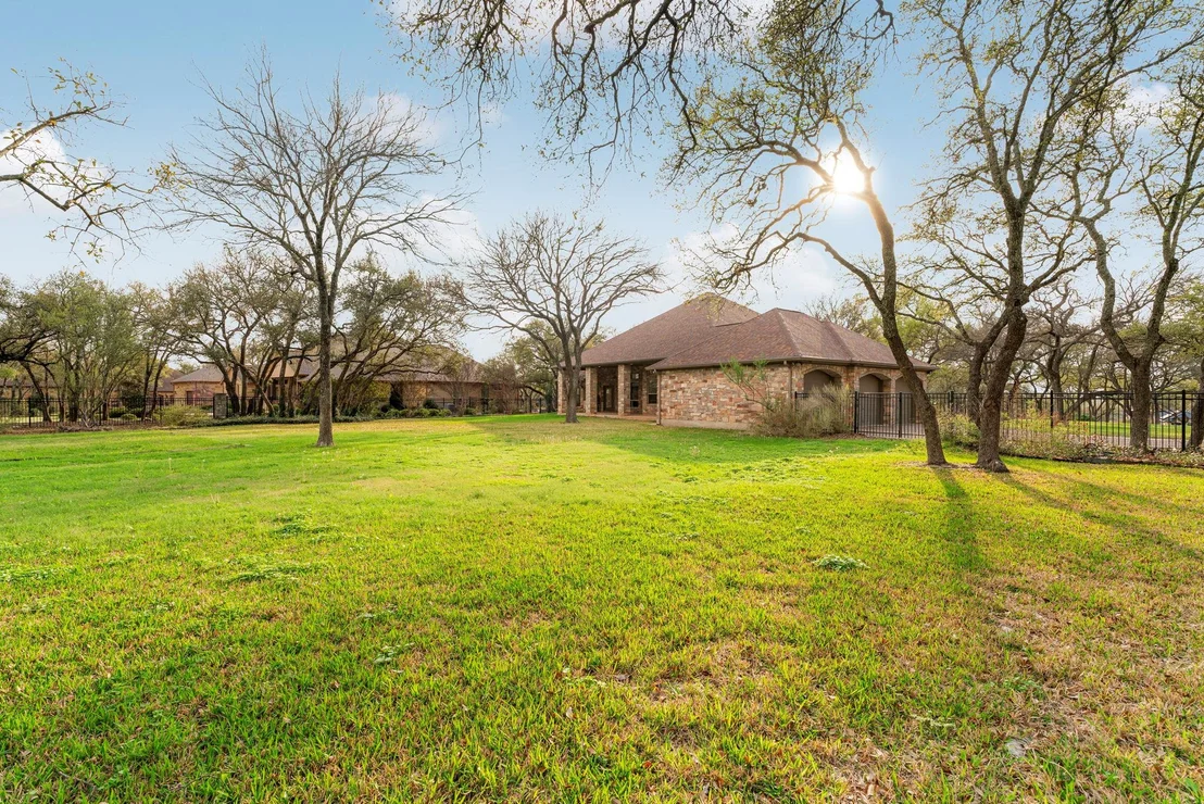 Photo of 301 Goldridge DR