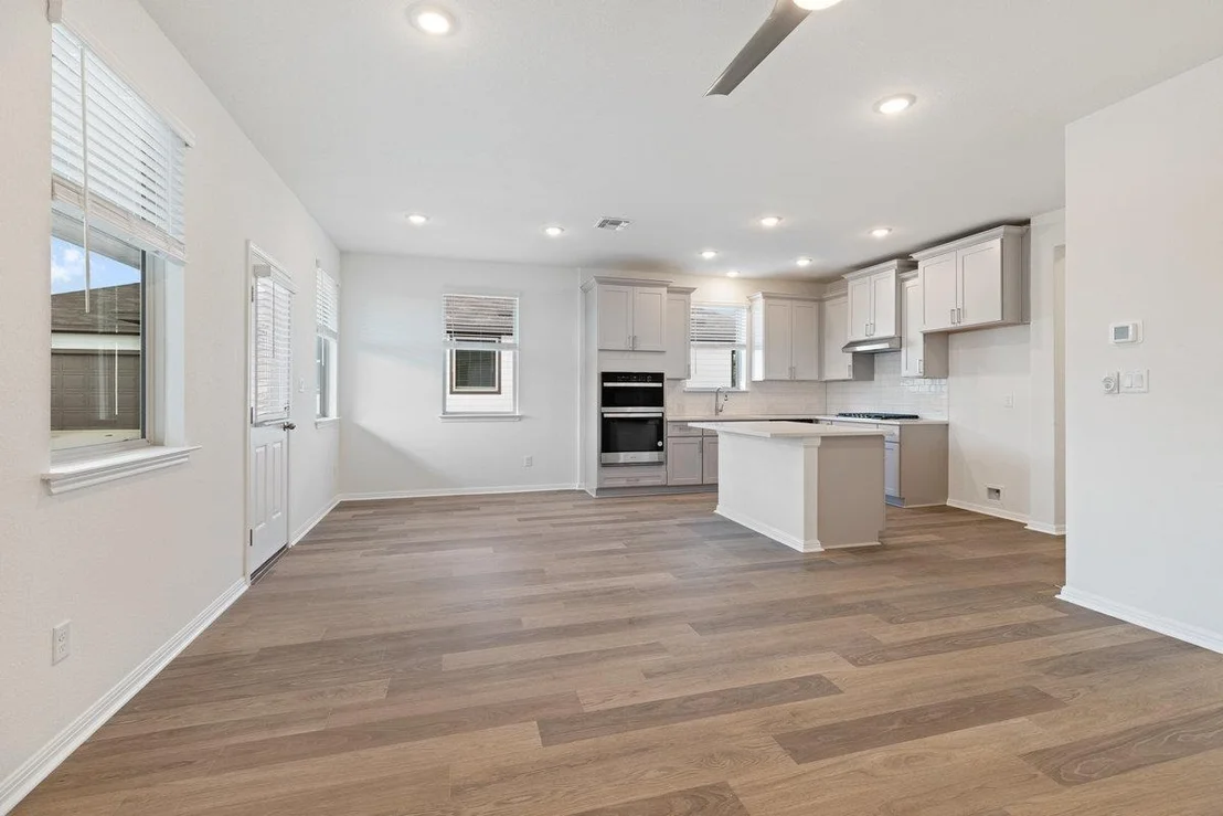 Photo of 180 Condesa ST