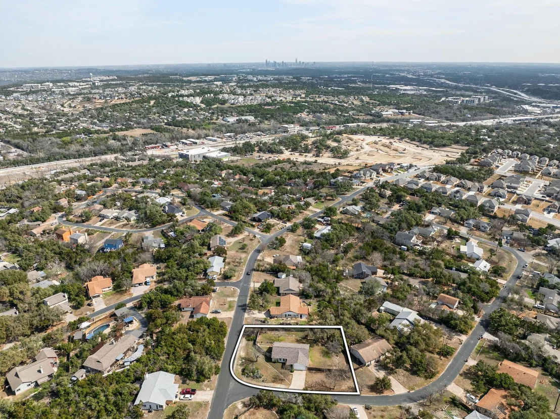 Photo of 8110 Pinto PATH