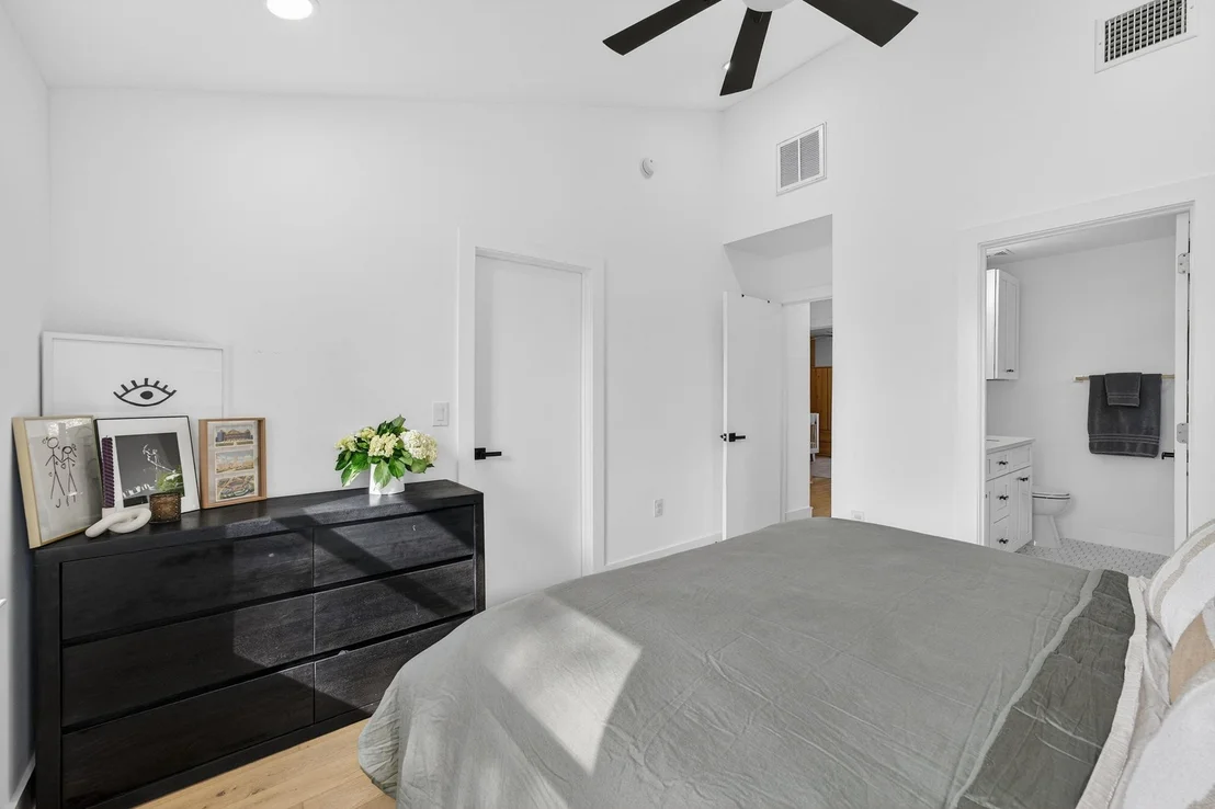Photo of 504 W Croslin ST