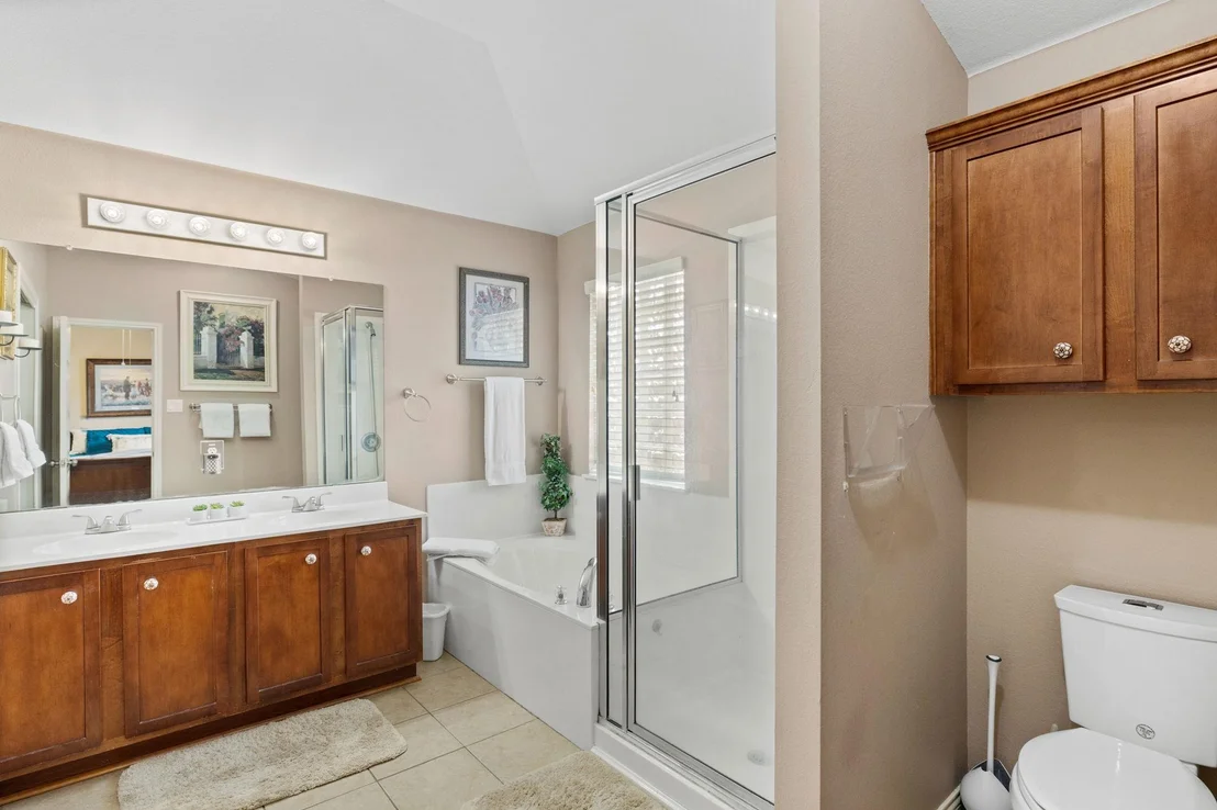 Photo of 2137 Pearson WAY