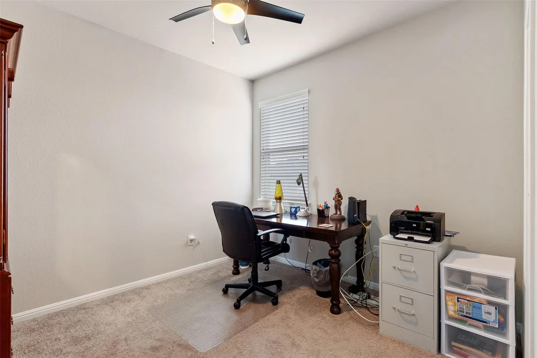 Photo of 557 Twisted Oaks LN