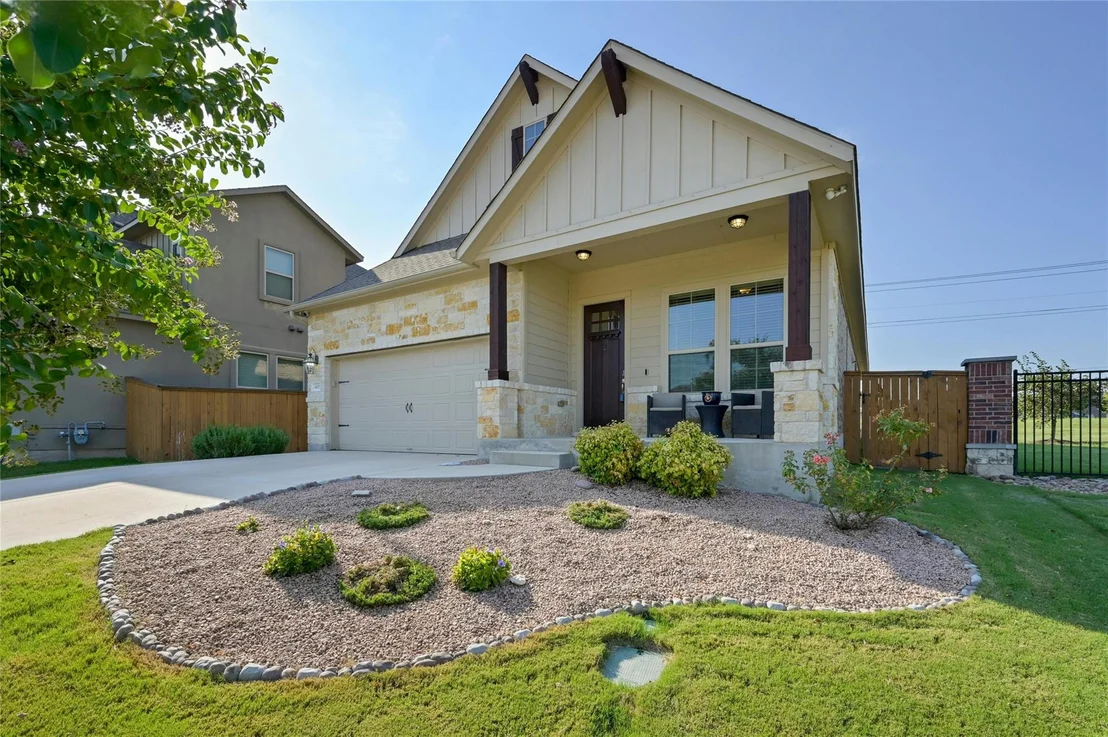 Photo of 605 Blue Agave LN