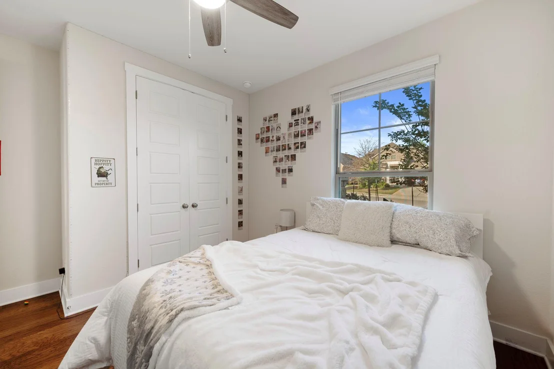 Photo of 344 Pisa LN