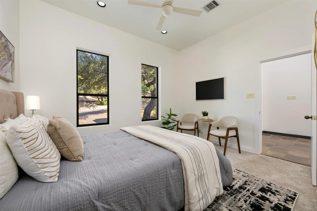 Photo of 8404 Lone Mesa