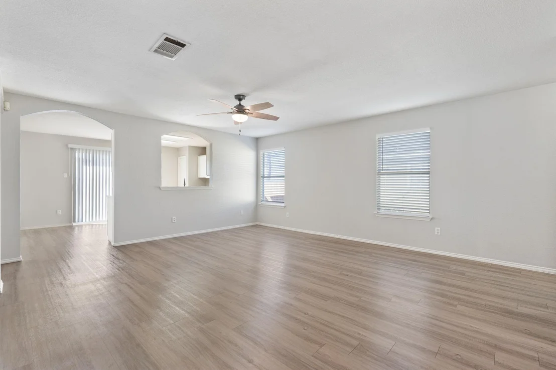 Photo of 607 Quincy DR