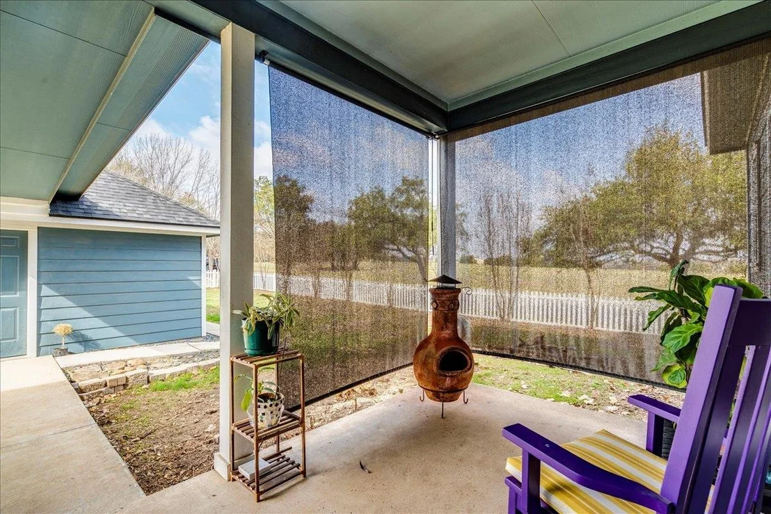 Photo of 1077 Fairway
