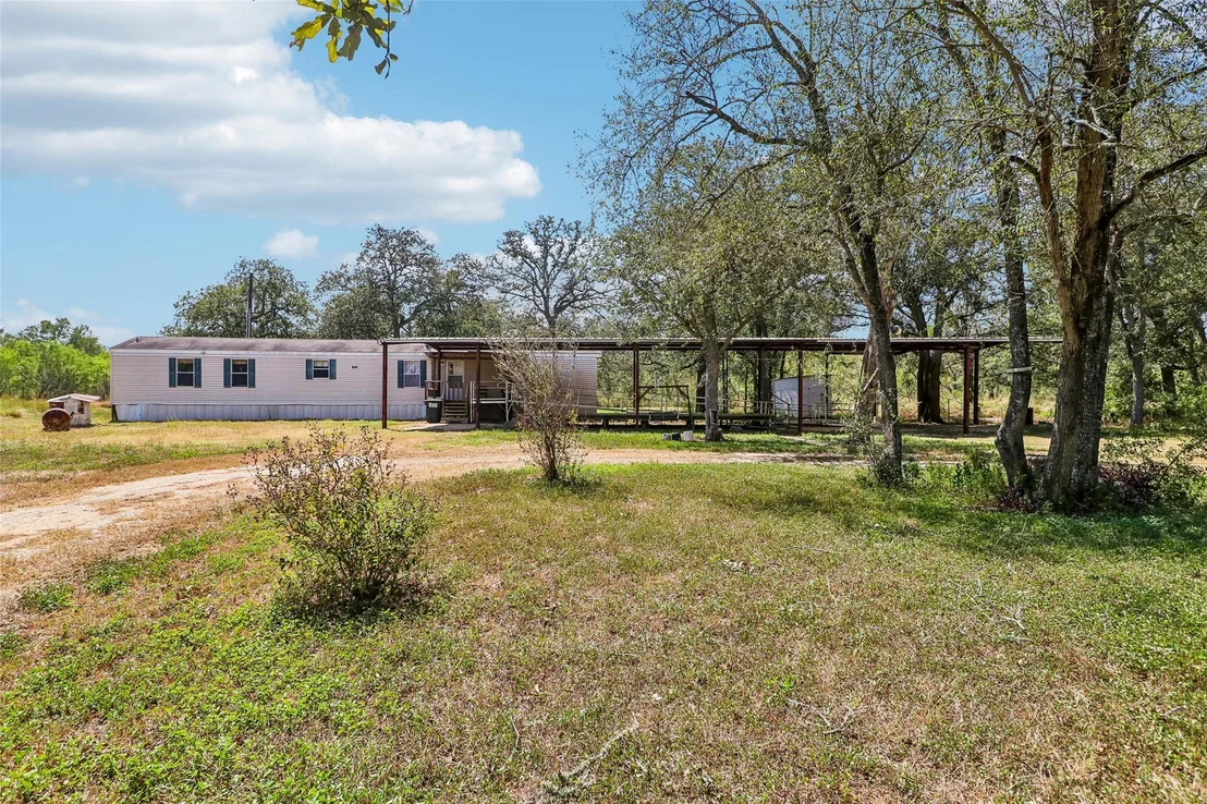 Photo of 716 W County Road 109 RD