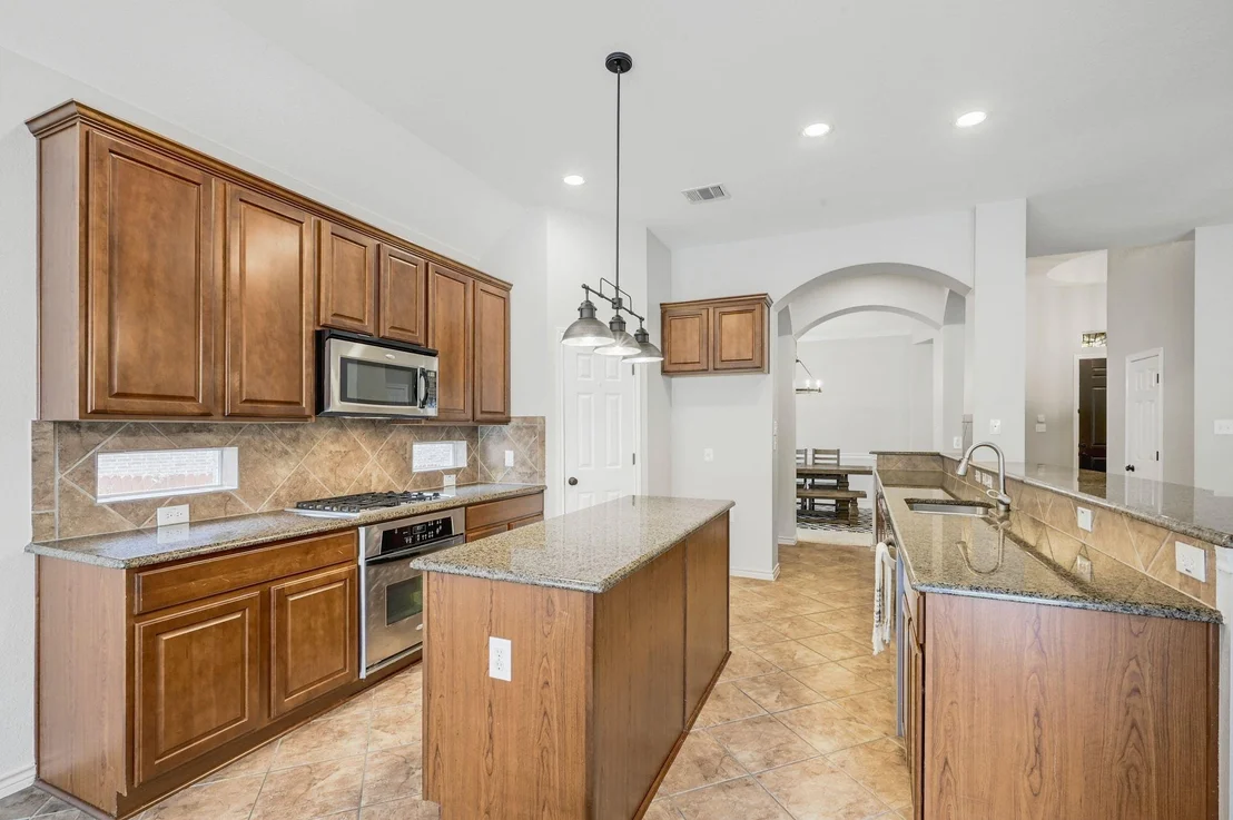Photo of 2411 Guara DR