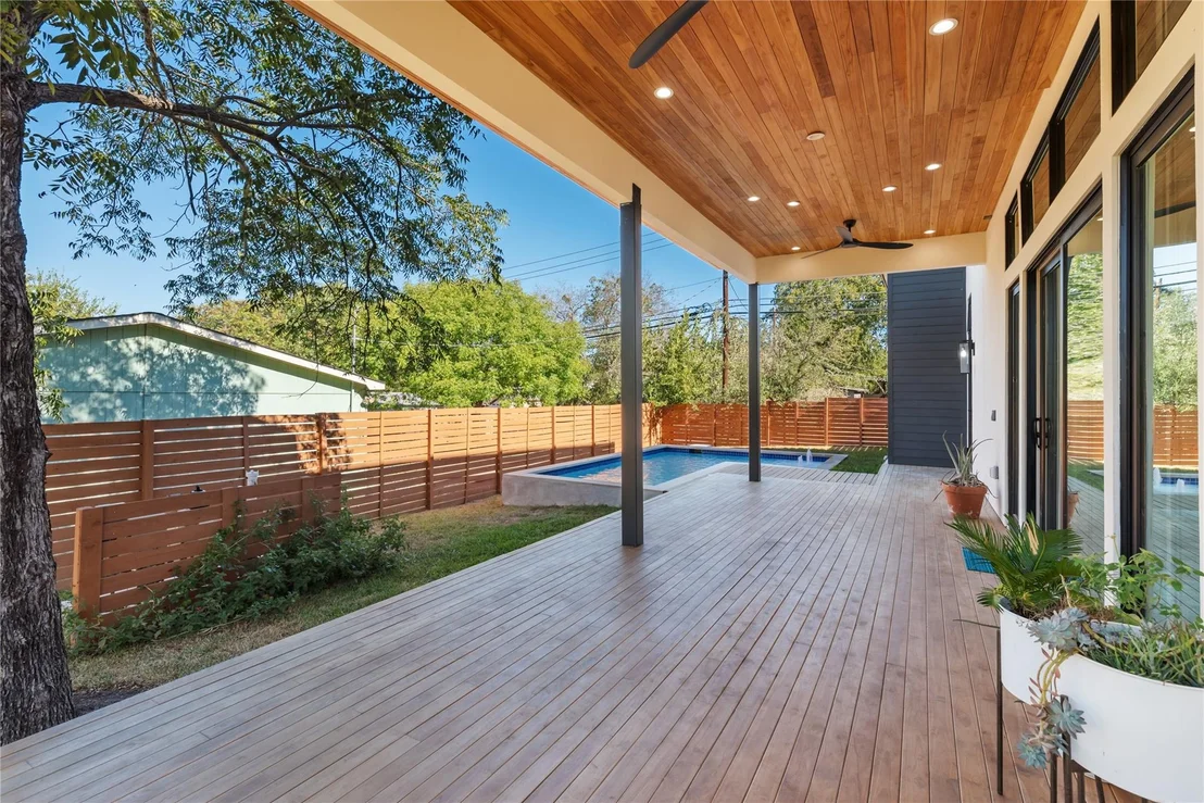 Photo of 1701 Saracen RD