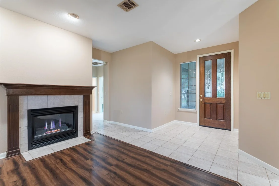 Photo of 125 Nighthawk WAY