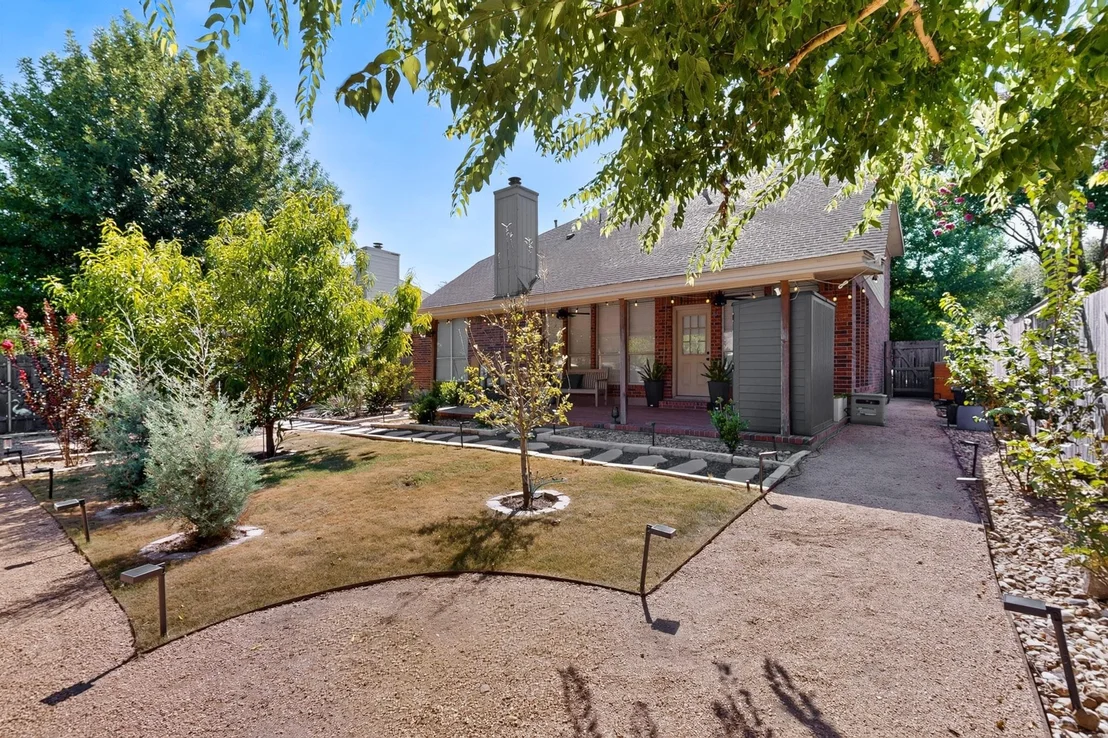 Photo of 17810 Worley DR
