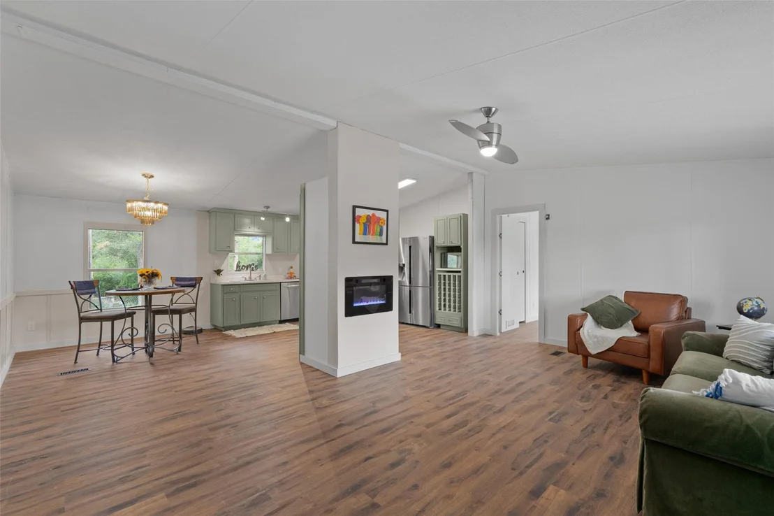 Photo of 128 Boyd RD