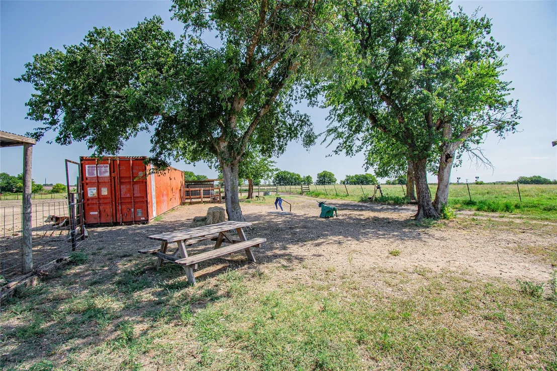 Photo of 8490 E HWY 190
