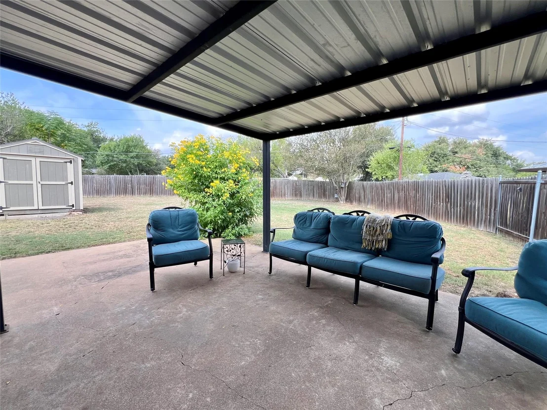 Photo of 1206 Lake Terrace DR