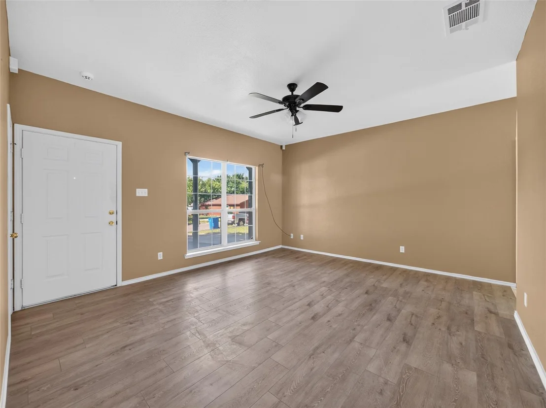 Photo of 403 Davidson DR