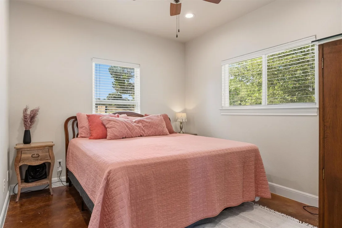 Photo of 2150 County Road 282