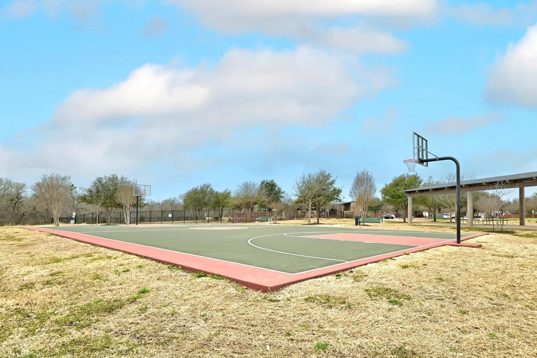 Photo of 1118 Giberson WAY