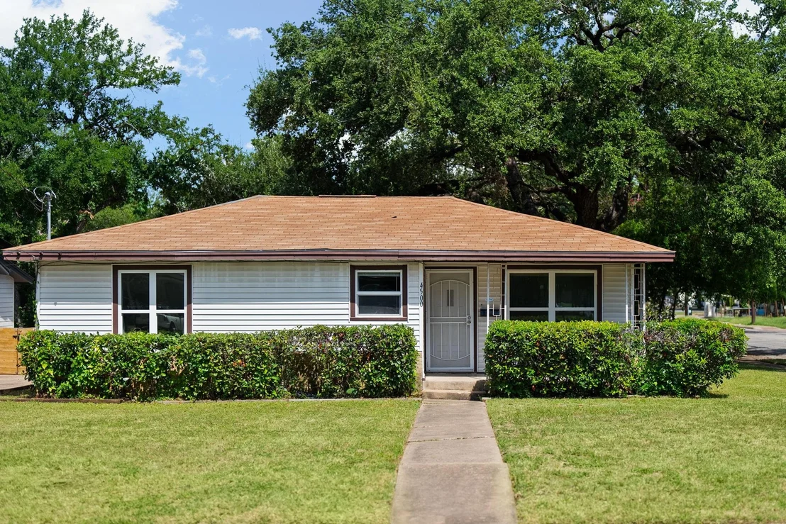 Photo of 4500 Merle DR