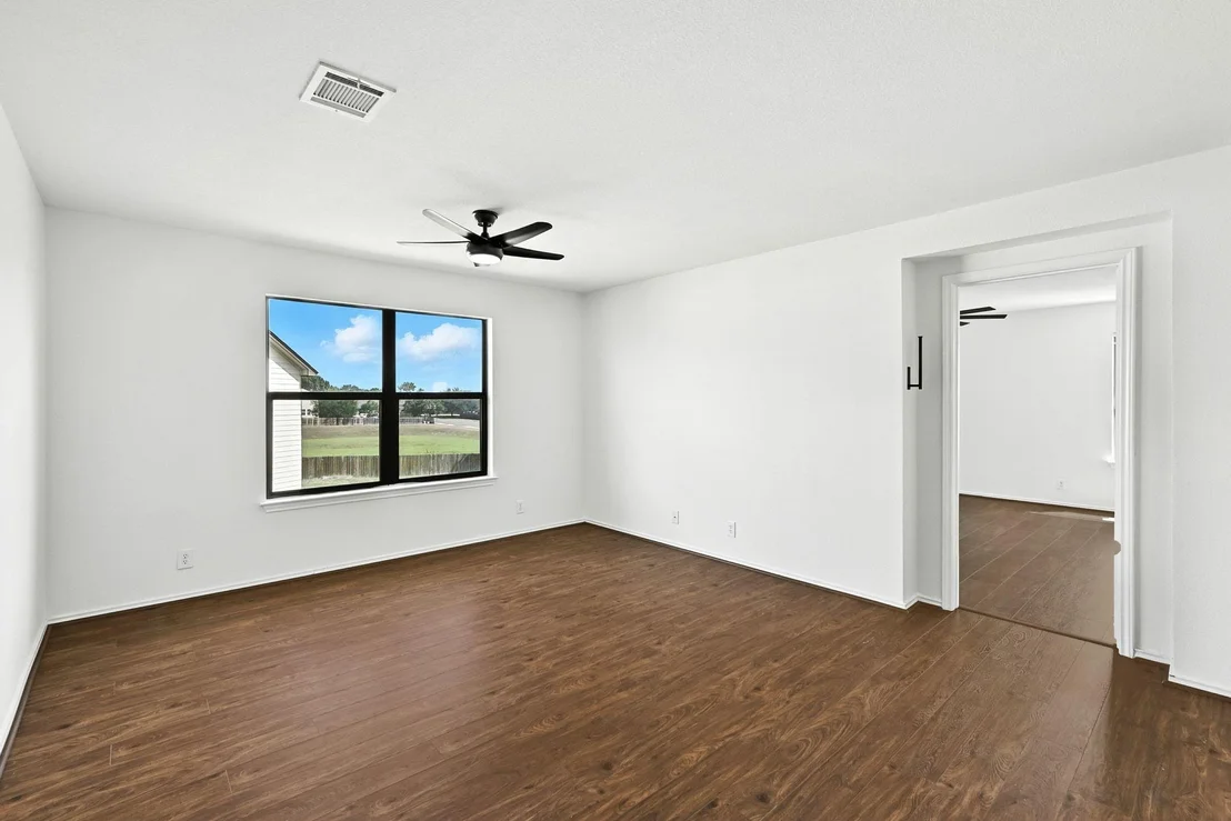 Photo of 290 Cushman DR