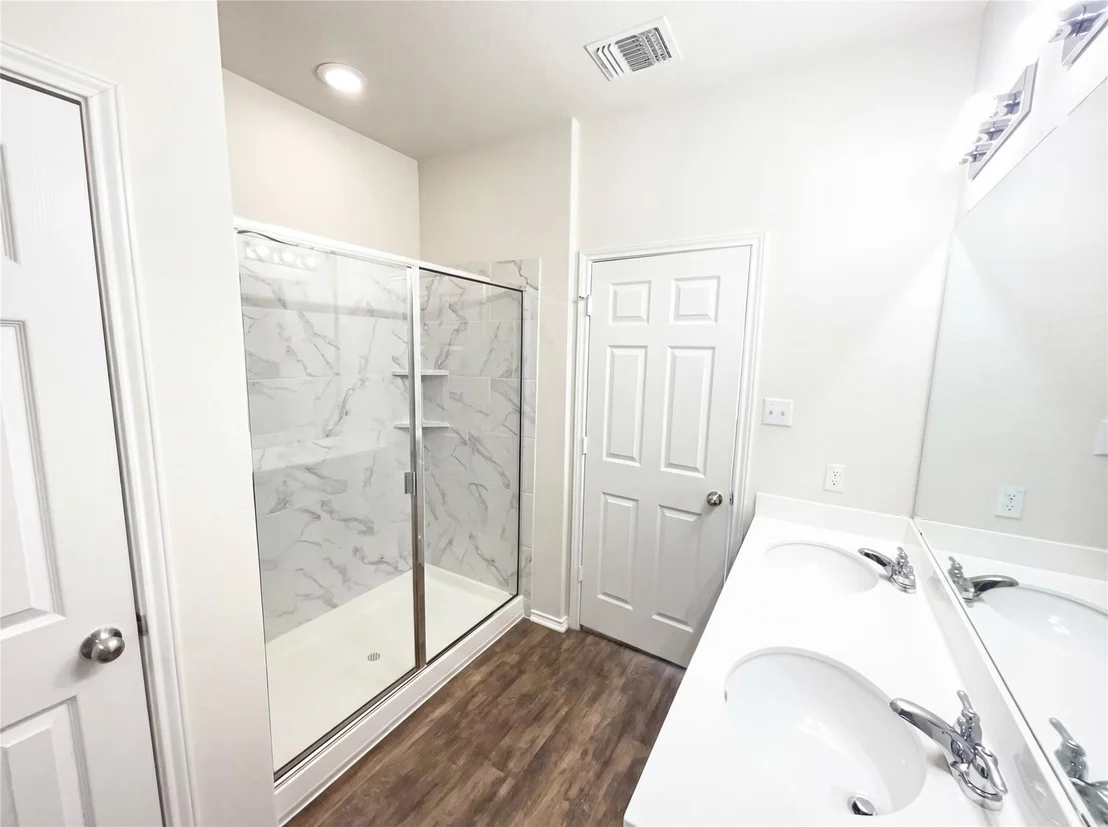 Photo of 709 Hummingbird LN