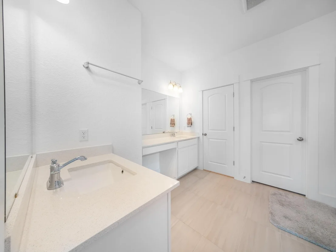 Photo of 118 White Aster CT