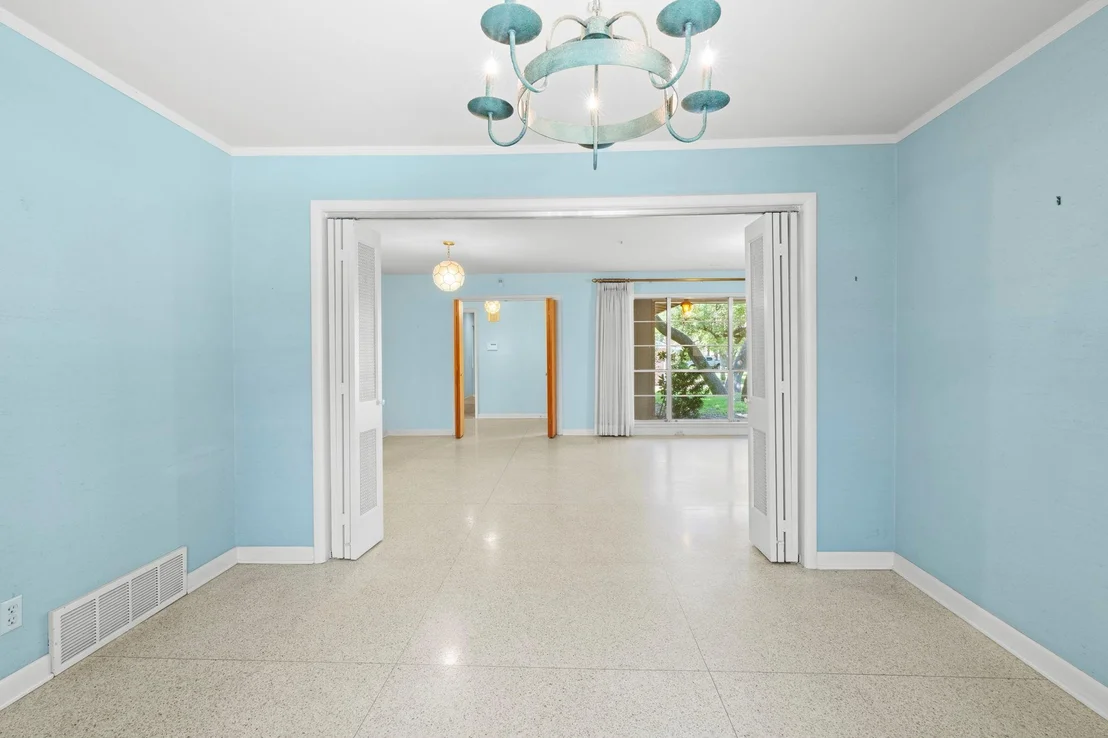 Photo of 3101 El Camino DR