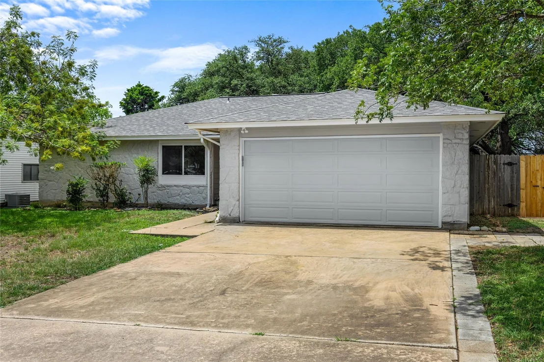 Photo of 12225 Mosley LN