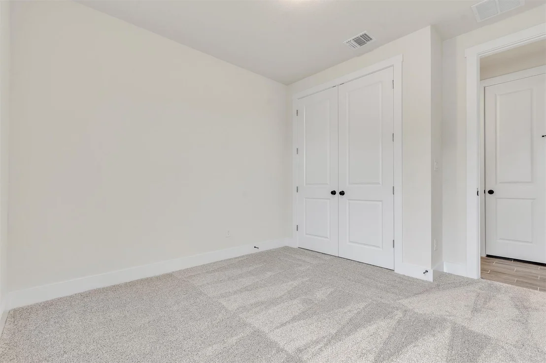 Photo of 8502 Red Bottle Brush RD