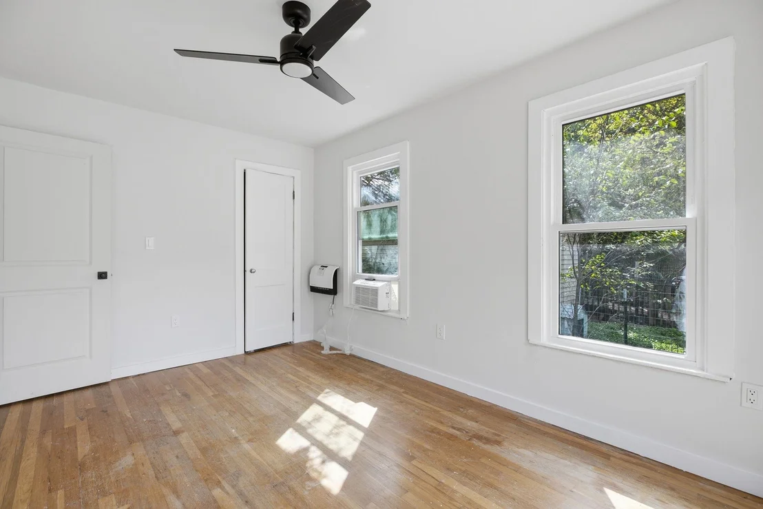 Photo of 6507 Hergotz LN
