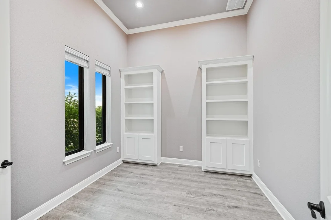 Photo of 124 Park Place DR
