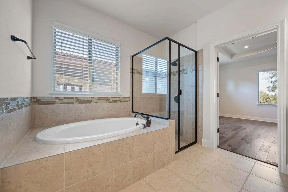 Photo of 102 Cedar Glen CV