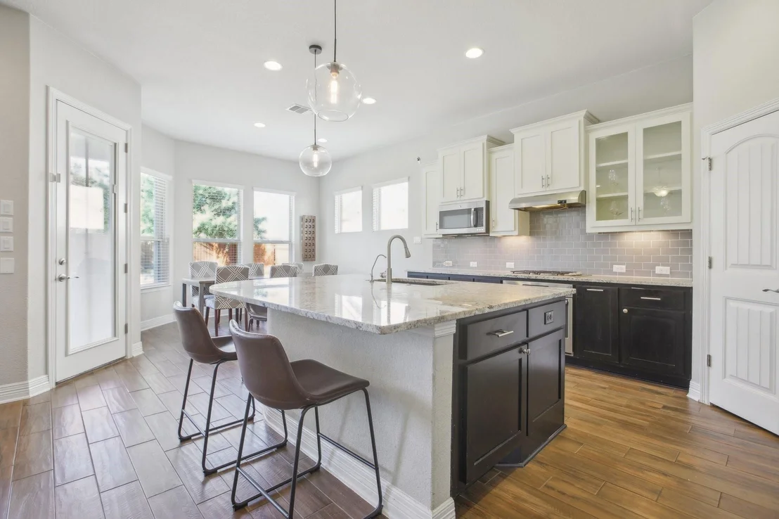 Photo of 18236 Crimson Apple WAY