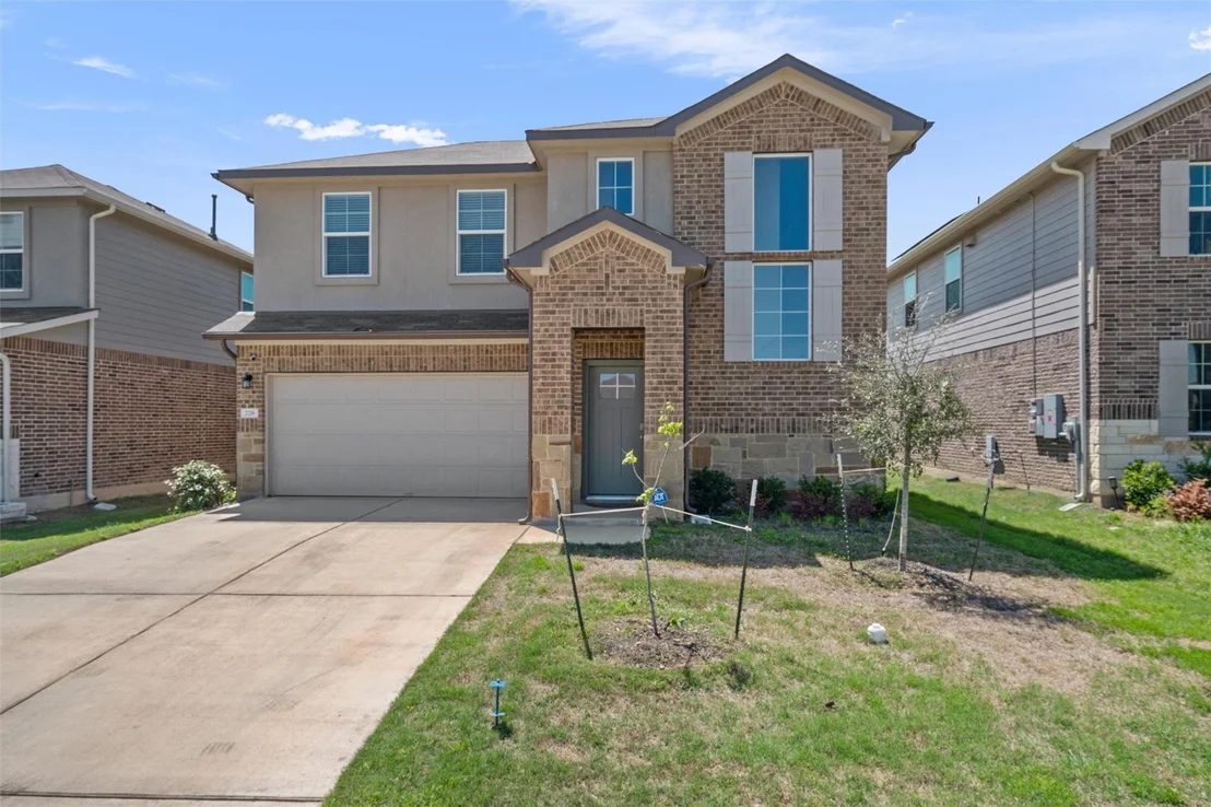 Photo of 228 Brooklyn DR