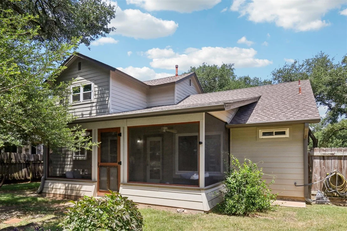 Photo of 7109 Dallas DR