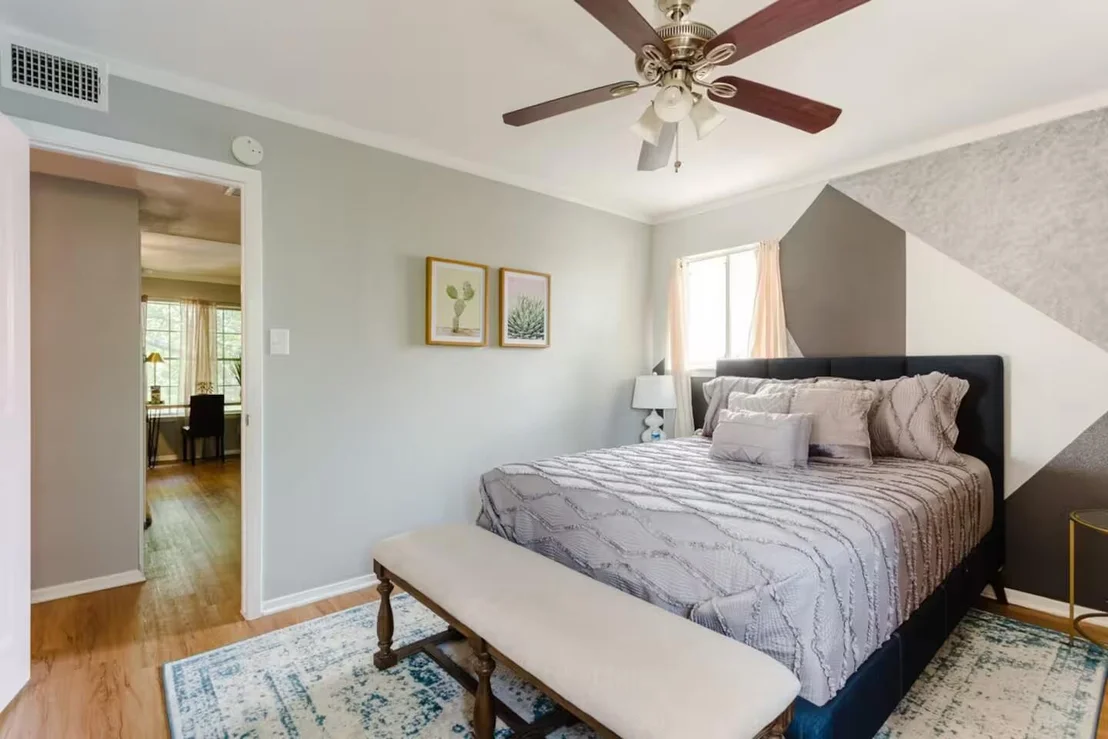 Photo of Unit C at 3417 Willowrun DR