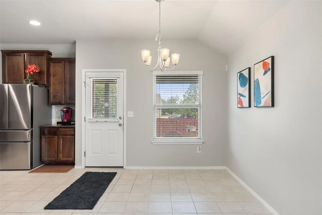 Photo of 5980 Heron DR