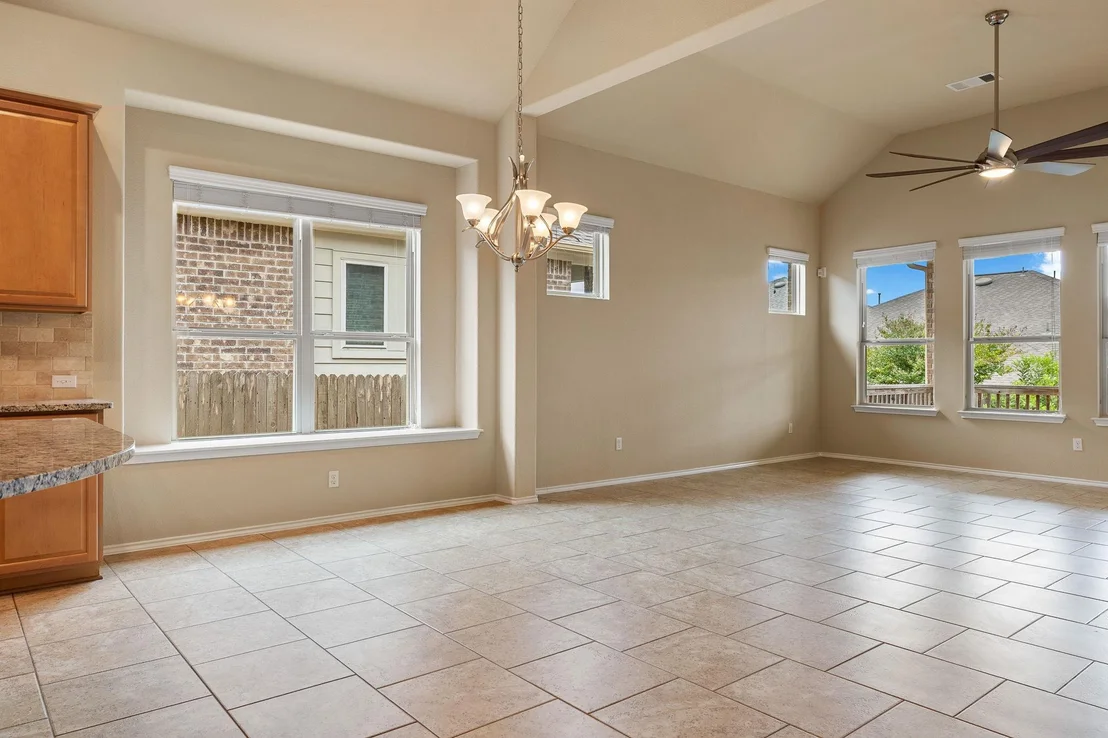Photo of 536 Peregrine WAY