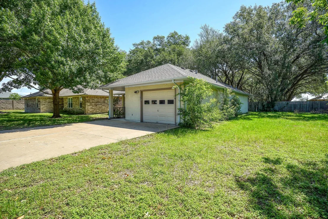 Photo of 504 Leah LN