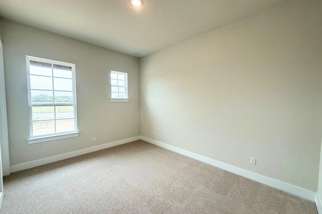 Photo of 1412 Paxton LN