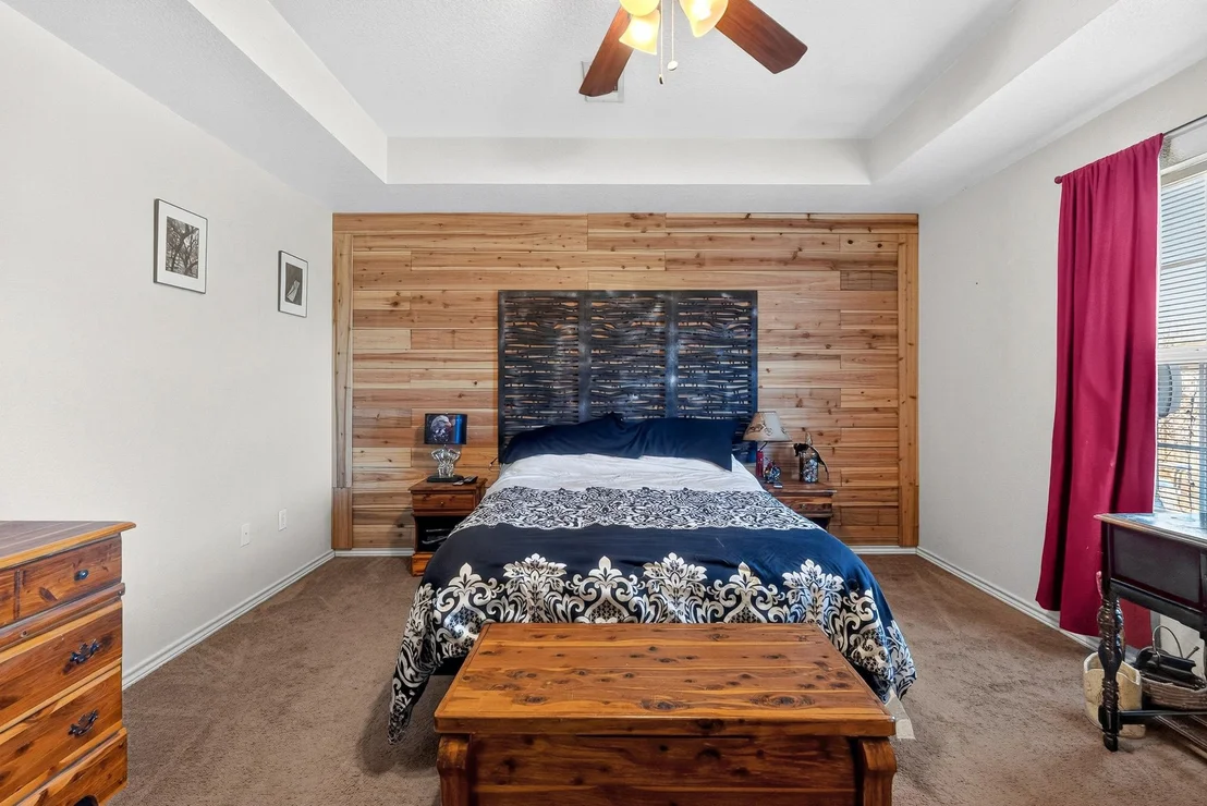 Photo of 2416 Merle DR