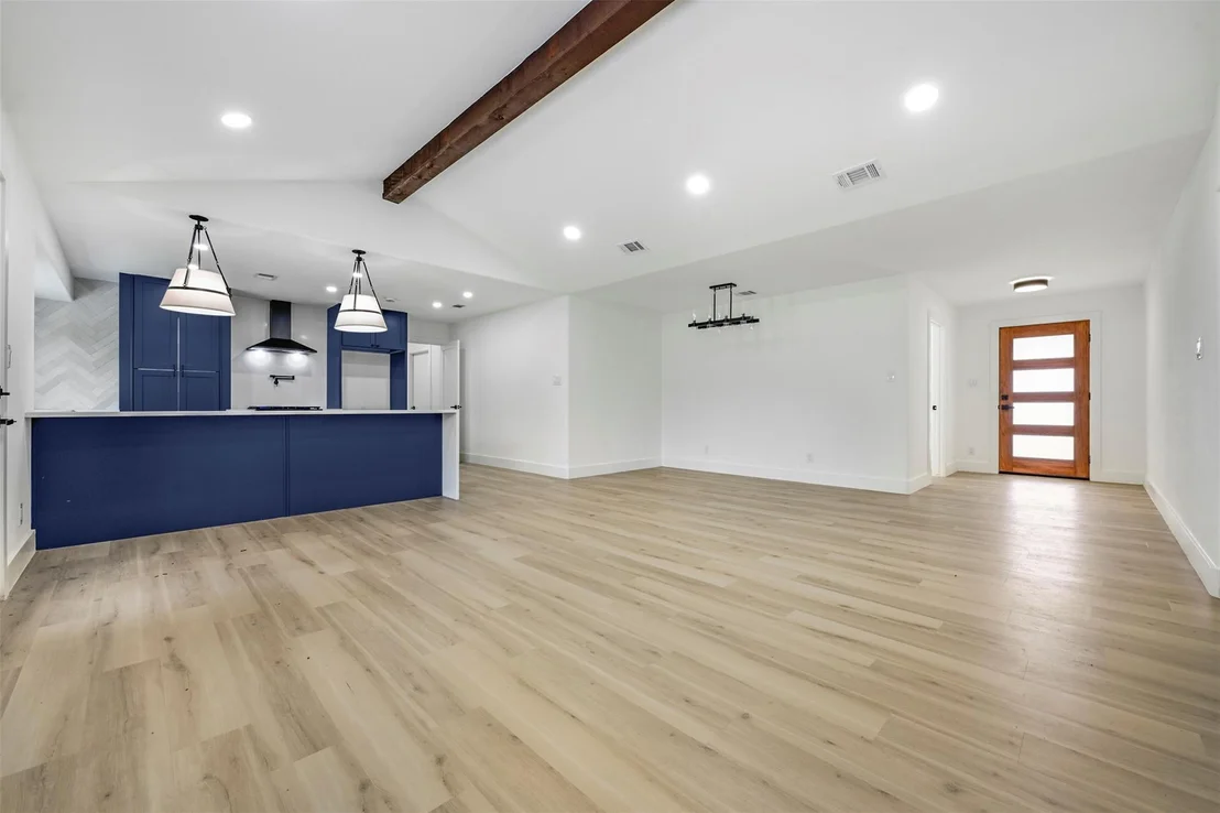 Photo of 3001 Cedarlawn CIR