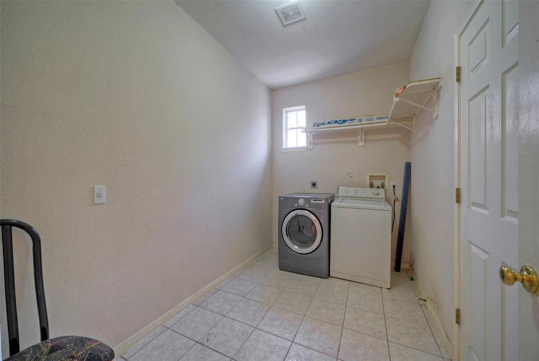 Photo of 601 Indian Run DR