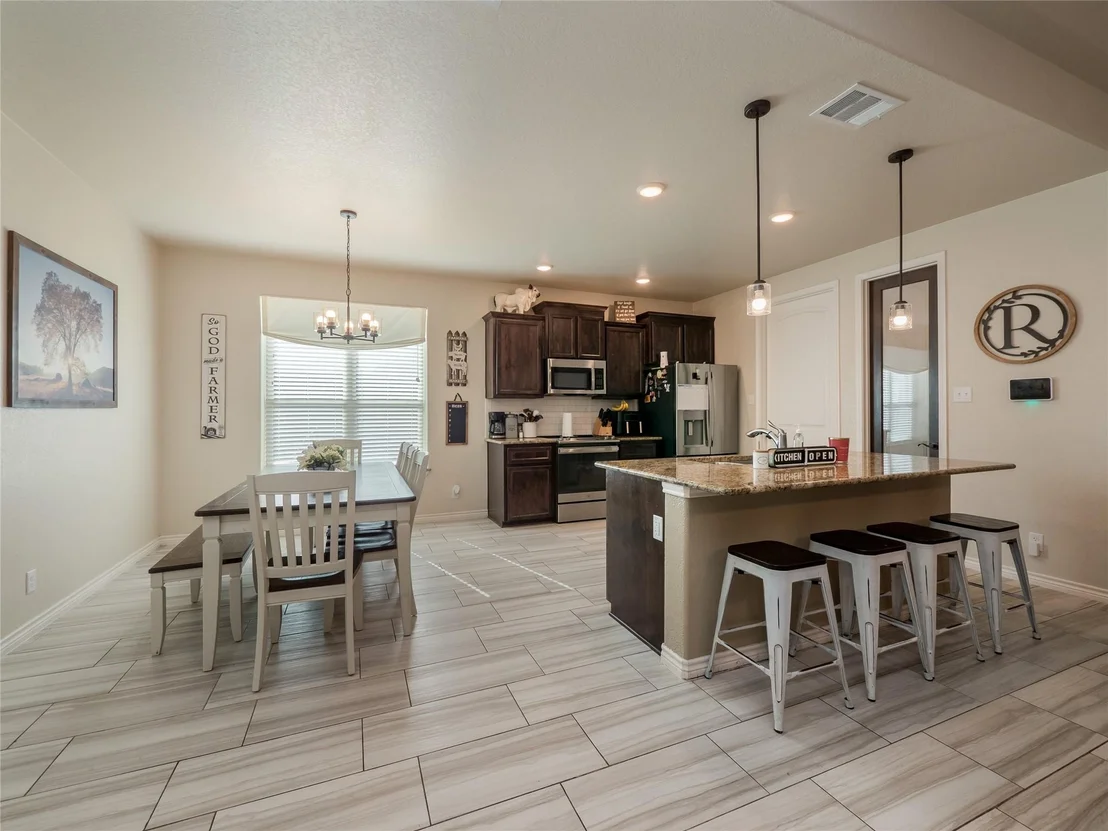 Photo of 2522 Meadow Lark DR