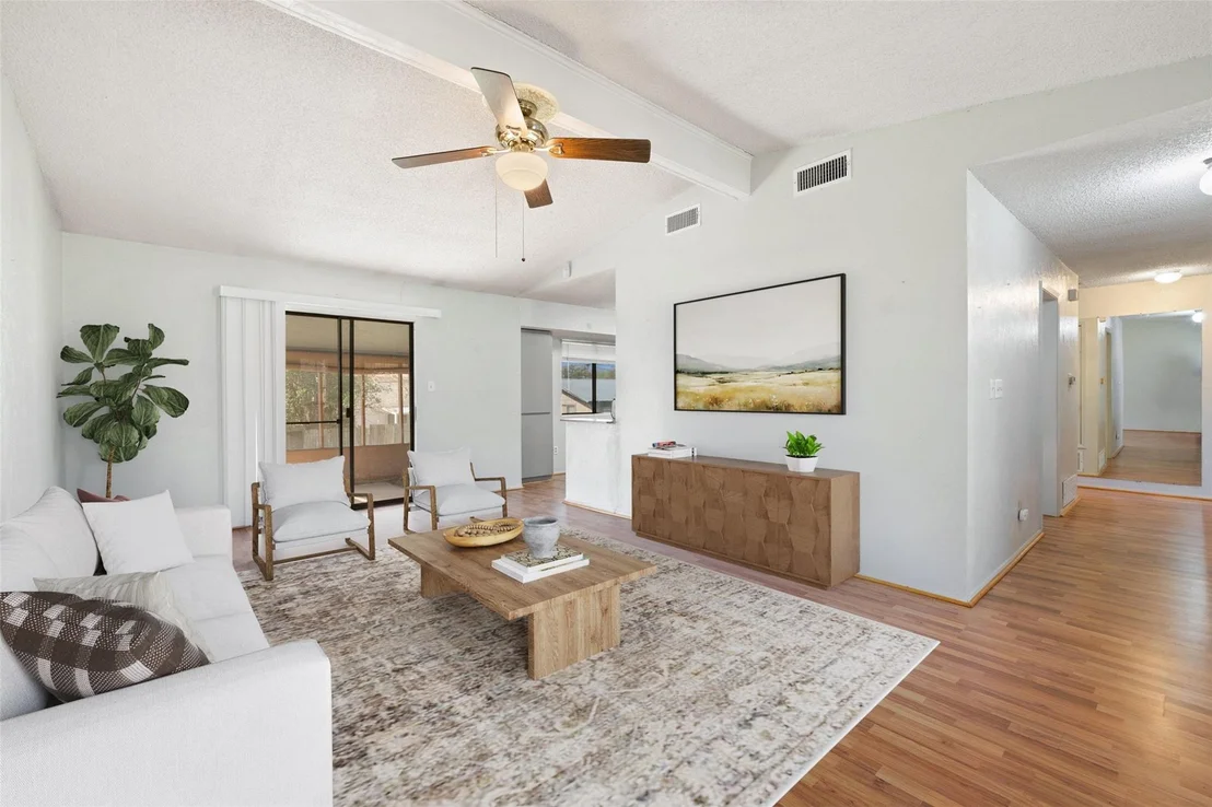 Photo of 2303 Carolyn DR