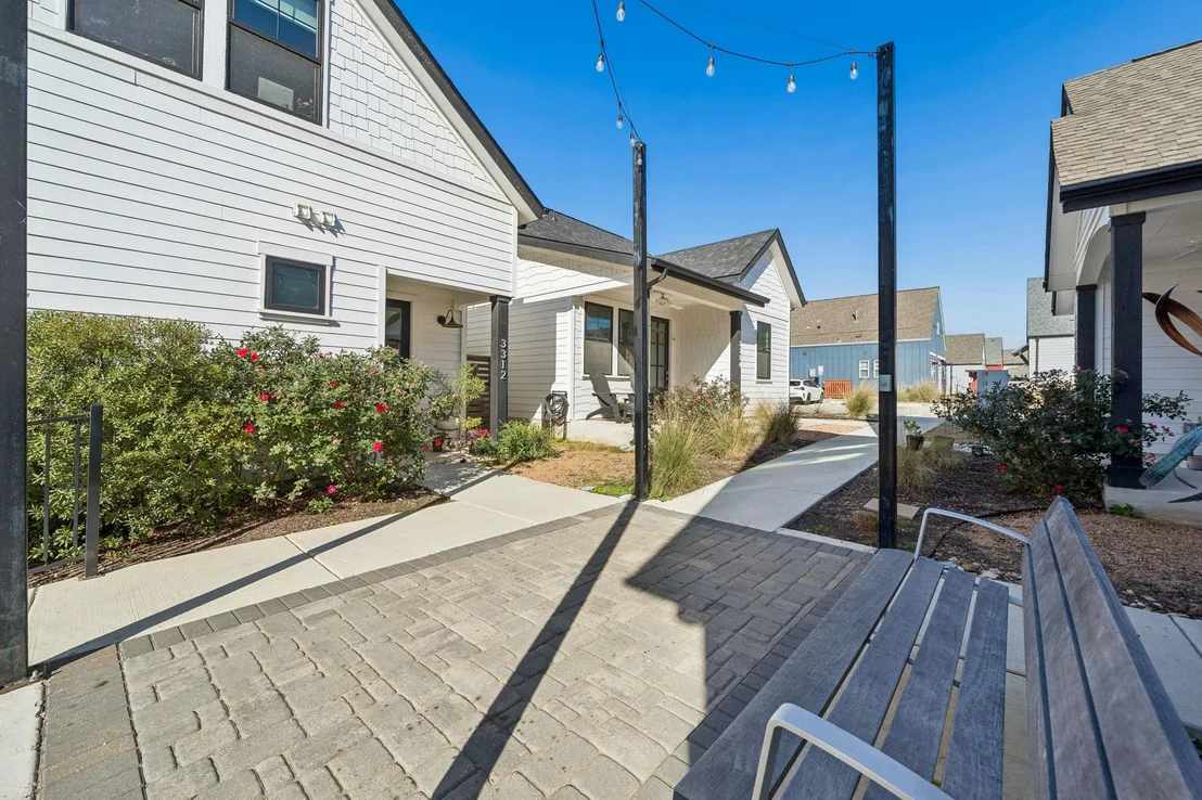 Photo of 3322 McCurdy ST