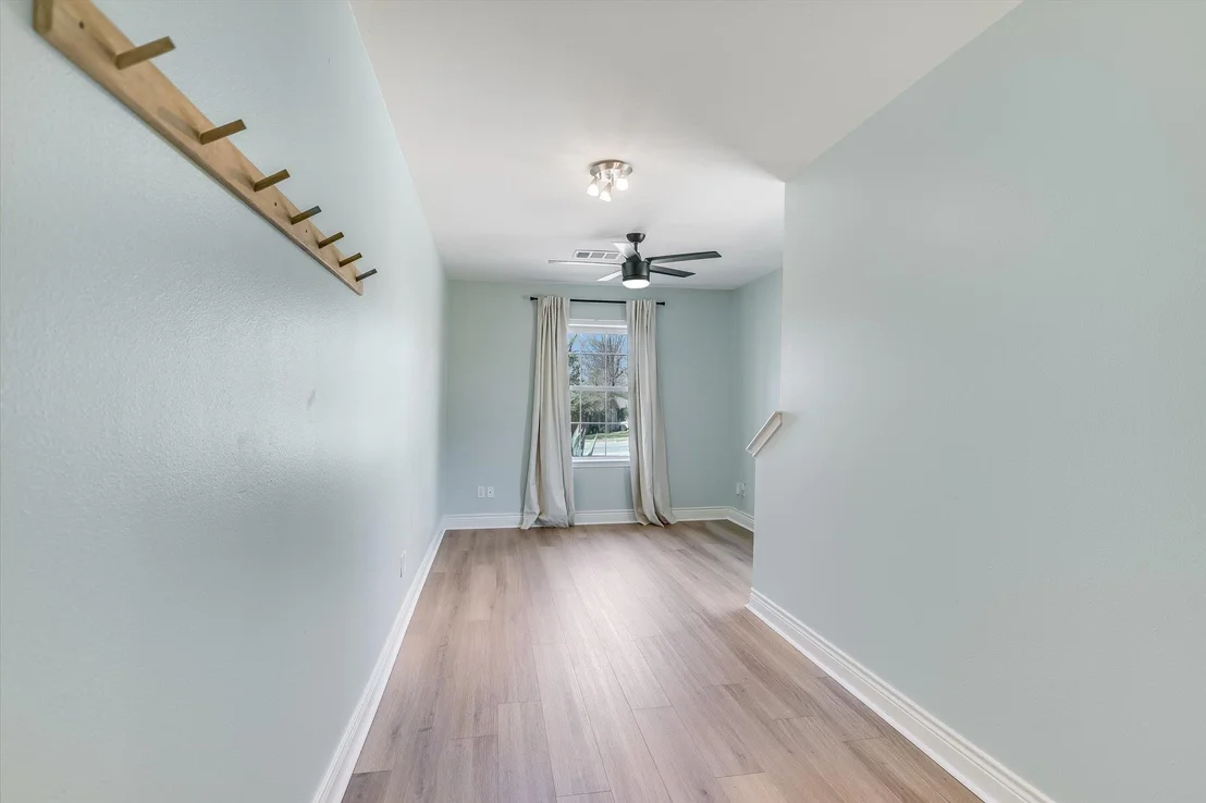 Photo of 5405 Manor RD
