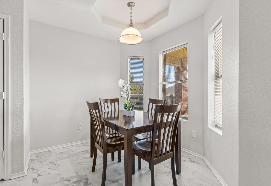 Photo of 308 Curtis DR
