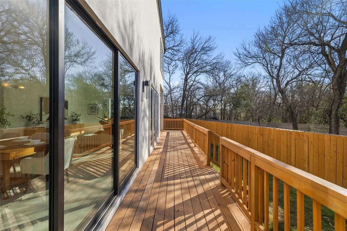 Photo of 2537 Sol Wilson Ave