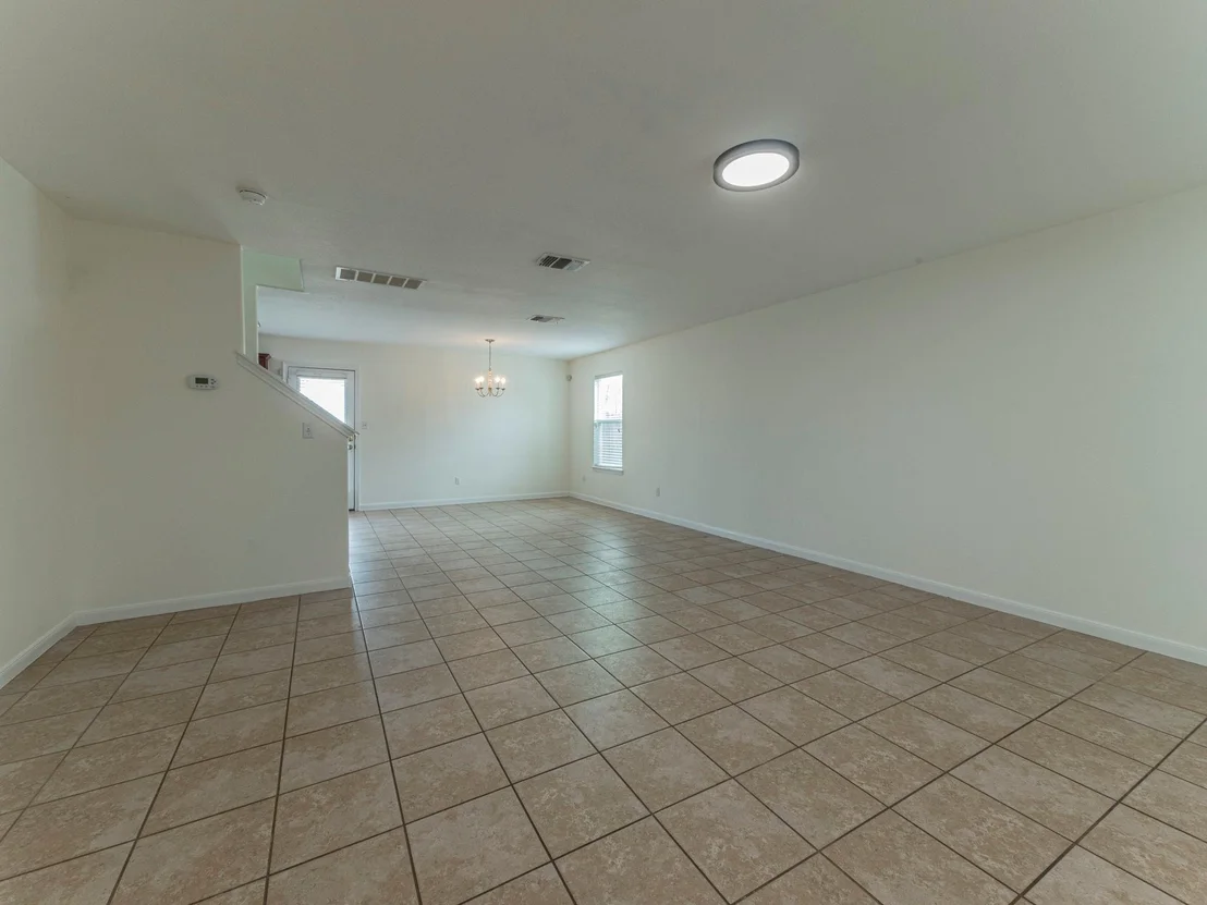 Photo of 317 Ames CV